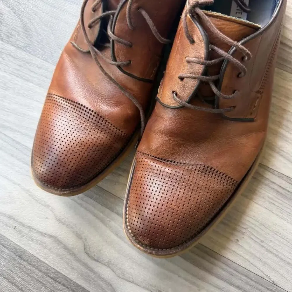 Steve Madden Brown Leather Perforated Cap Toe Oxford Shoes